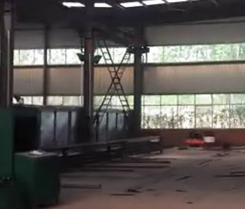 灯杆设备加工视频